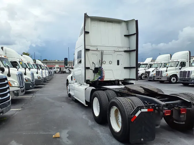 2018 NAVISTAR INTERNATIONAL LT625 SLPR CAB