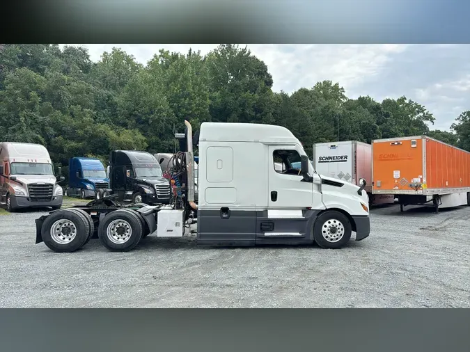 2022 Freightliner Cascadia 1263dd9f902bcd98749d1b36acc1f2e8030
