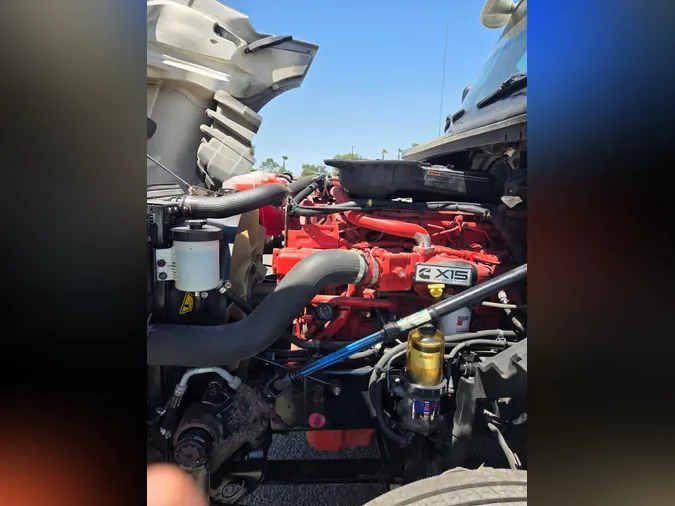 2019 NAVISTAR INTERNATIONAL LT625 SLPR CAB