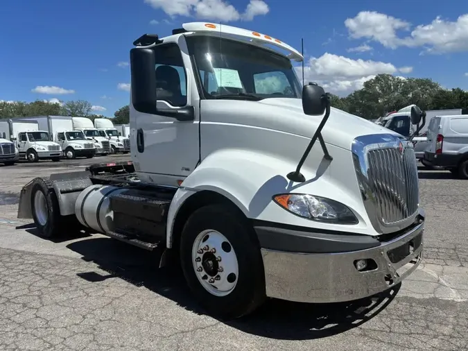 2019 NAVISTAR INTERNATIONAL RH613 DAYCAB S/A3ddd7b568d11047de0adb438841a9b02