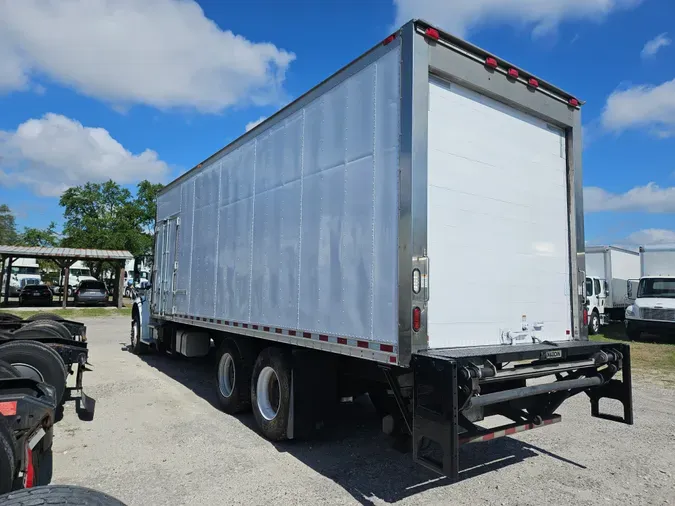 2016 FREIGHTLINER/MERCEDES M2 106