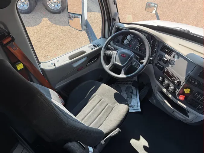 2021 Peterbilt 579