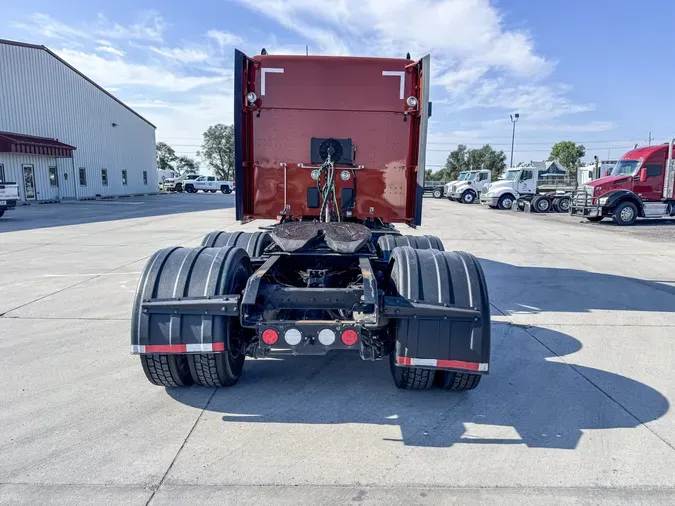 2022 KENWORTH T680