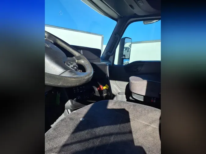 2020 NAVISTAR INTERNATIONAL LT625 SLPR CAB