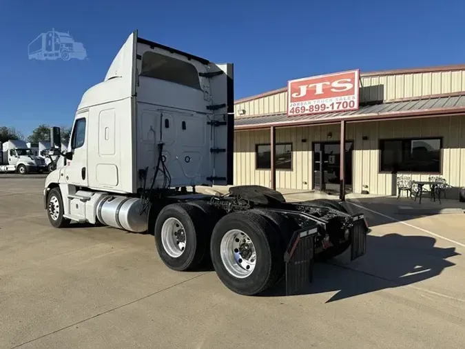 2018 FREIGHTLINER CASCADIA 125