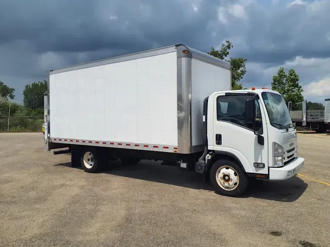 2019 ISUZU NPR