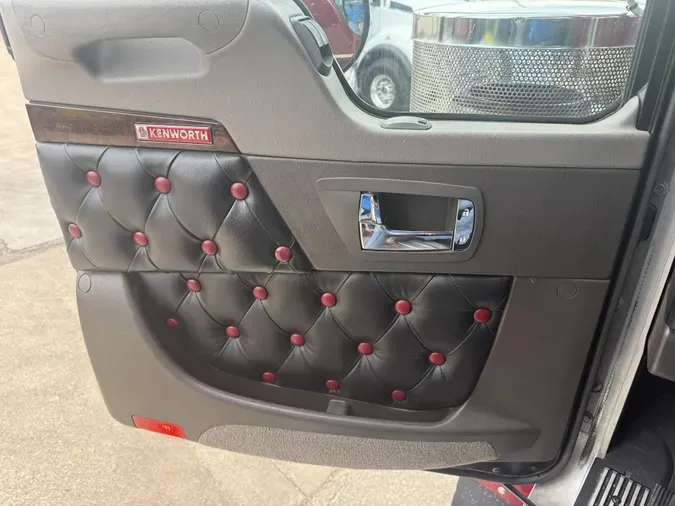 2024 Kenworth W9003df8532d4a47924a7bef7b57b9ca7c53