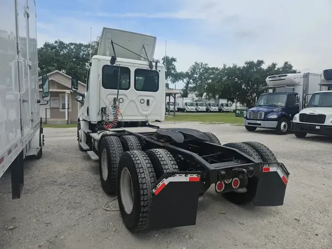 2019 FREIGHTLINER NEW CASCADIA PX12664