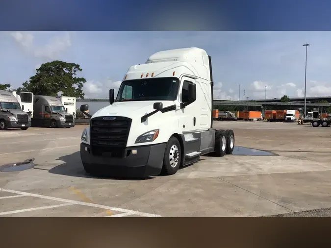 2020 Freightliner Cascadia