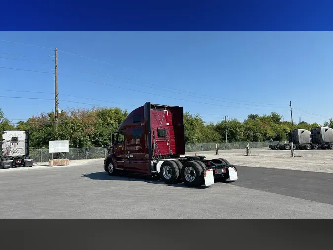 2022 Volvo VNL