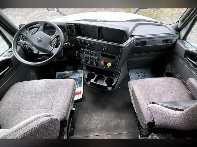 2023 INT LT625 6X4