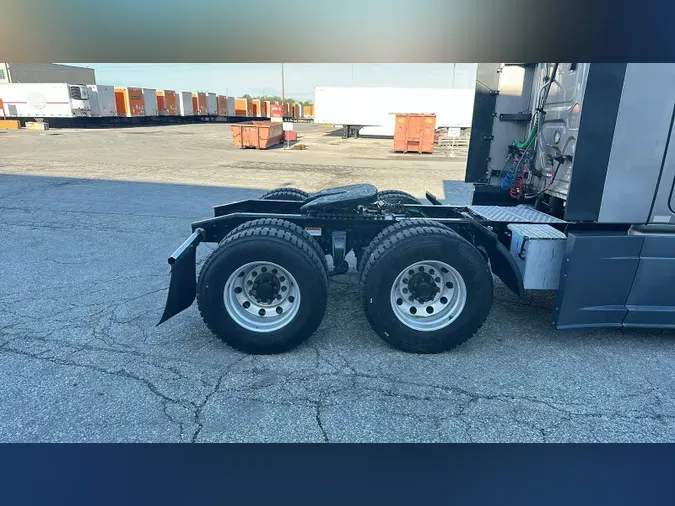 2022 Freightliner Cascadia