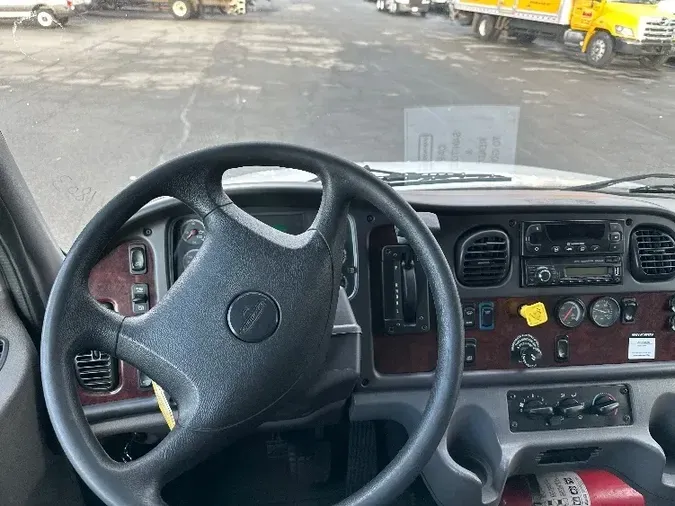 2017 Freightliner M2