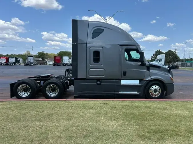 2022 FREIGHTLINER CA1263e0a915182d92701f02d5cf0b63b8789
