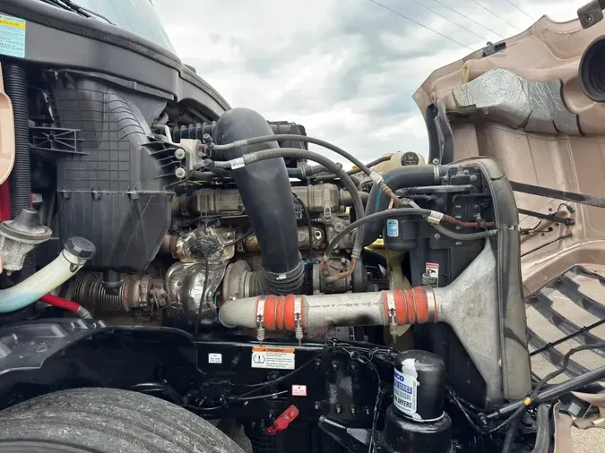 2022 FREIGHTLINER Cascadia 1263e0c8b59487429c1307be7ebac112a79