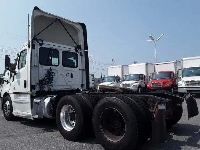 2019 FREIGHTLINER/MERCEDES NEW CASCADIA PX12664