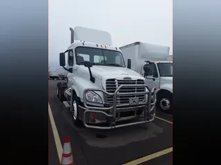 2014 FREIGHTLINER/MERCEDES CASCADIA 125