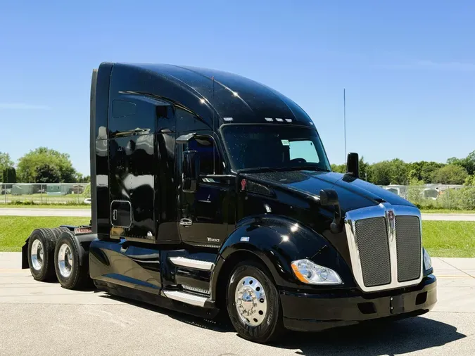 2022 KENWORTH T680