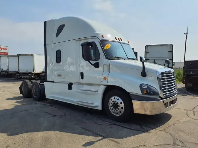 2019 FREIGHTLINER CASCADIA 125