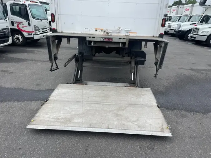 2018 FREIGHTLINER M2 106
