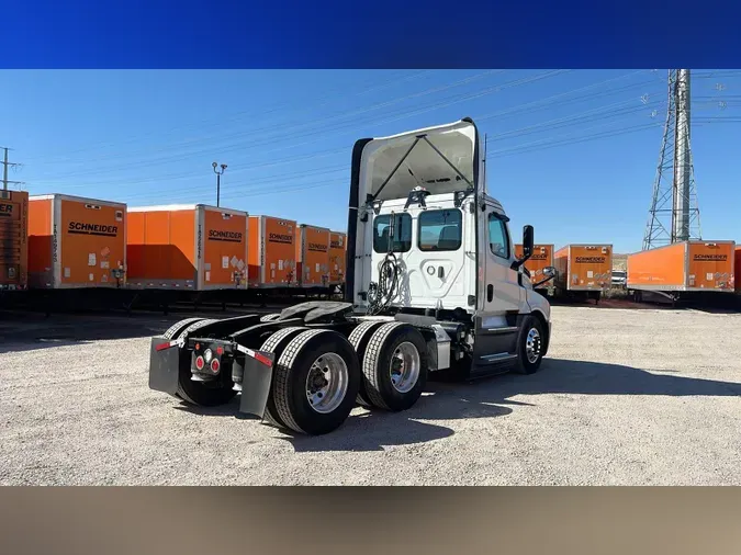 2020 Freightliner Cascadia 1263e251de54e6bc39a103fe747af917f3a