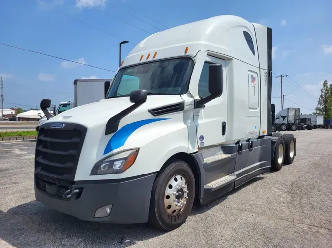 2022 Freightliner Cascadia