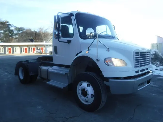 2017 FREIGHTLINER/MERCEDES M2 106