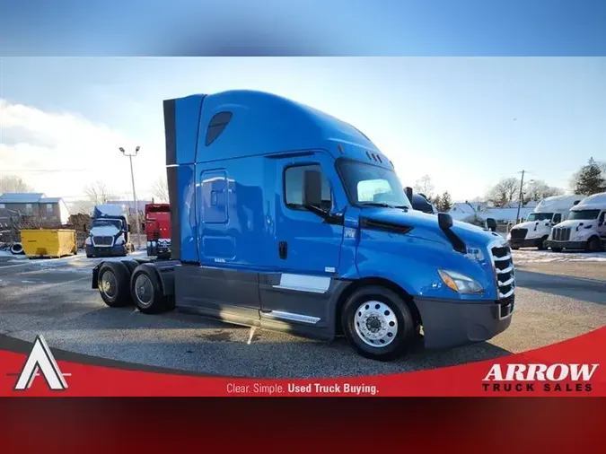 2021 FREIGHTLINER CA126