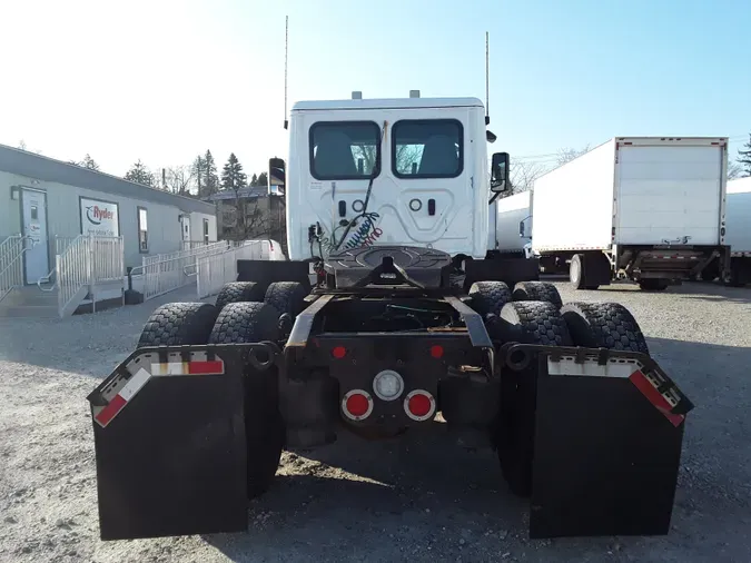 2020 FREIGHTLINER/MERCEDES CASCADIA 125