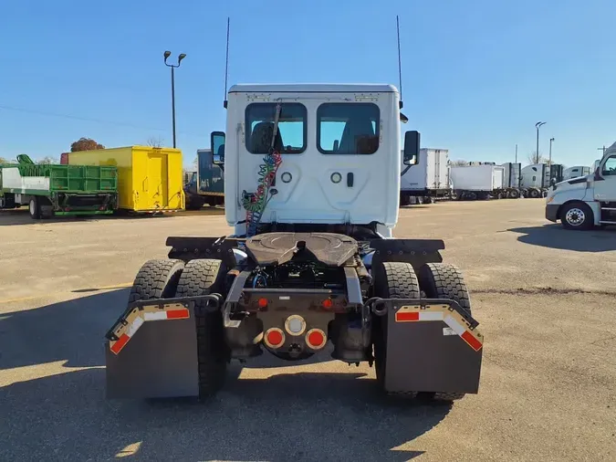 2019 FREIGHTLINER/MERCEDES CASCADIA 113