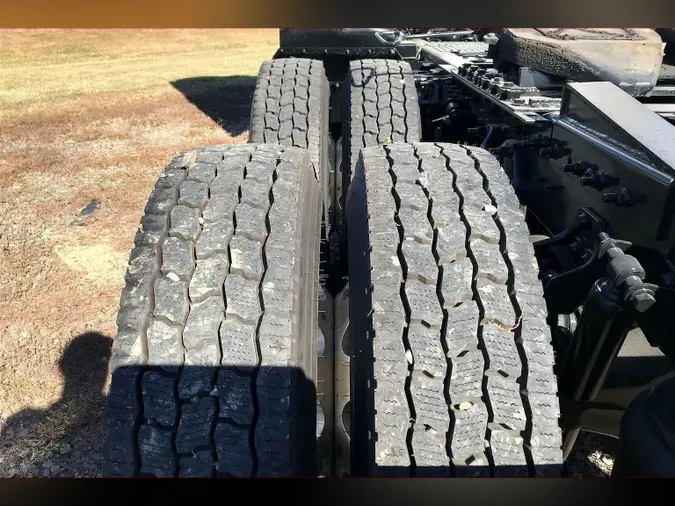 2021 INT LT625 6x43e31f950f8b25f01897bdf677645761a