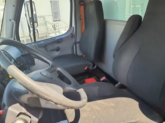 2019 FREIGHTLINER/MERCEDES M2 1063e363c40fd805612c3174d02650954c4