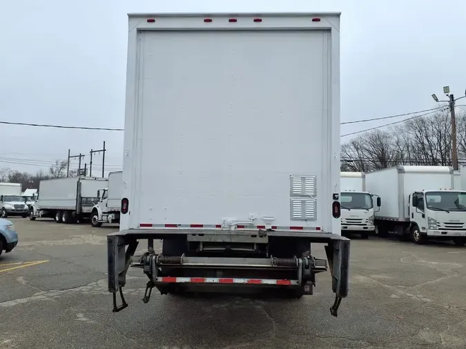 2019 FREIGHTLINER/MERCEDES M2 106