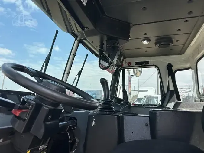2017 AUTOCAR XPEDITOR