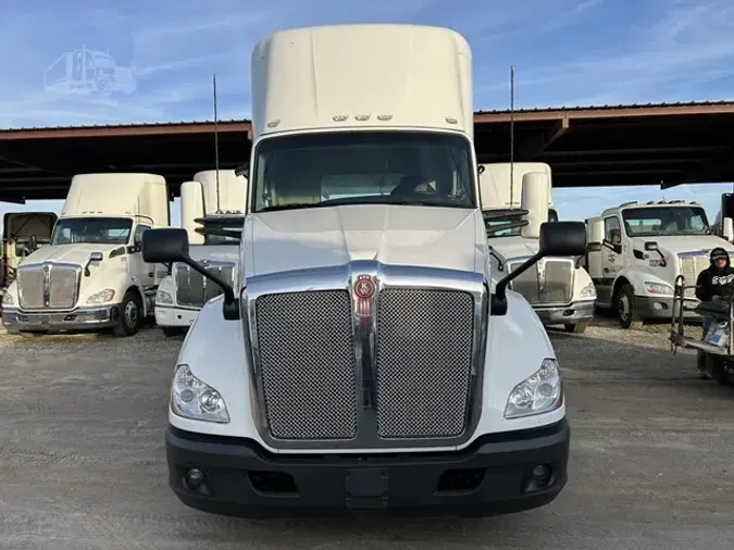 2021 KENWORTH T680