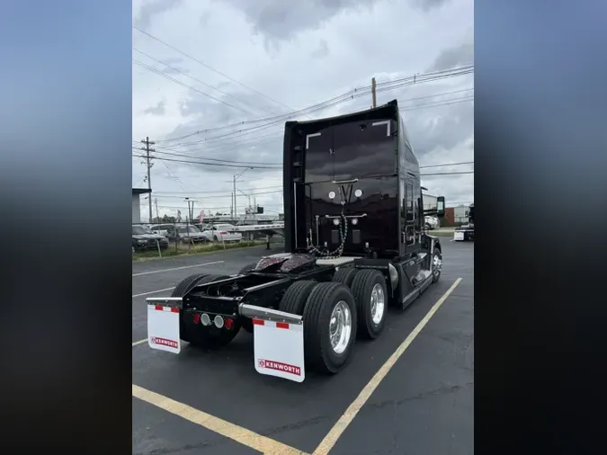 2025 Kenworth T680