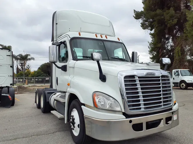 2017 FREIGHTLINER/MERCEDES CASCADIA 1253e47ceb10691171ba06ec0c6919b0d0f