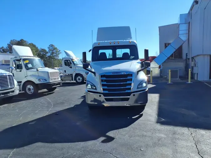 2020 FREIGHTLINER/MERCEDES NEW CASCADIA PX12664