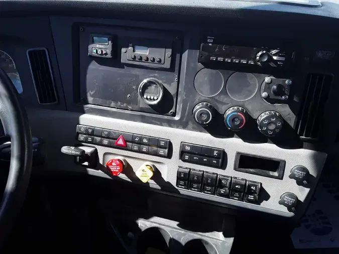 2019 FREIGHTLINER/MERCEDES NEW CASCADIA PX126643e49d1c2c556b612e166cb5b72763df4