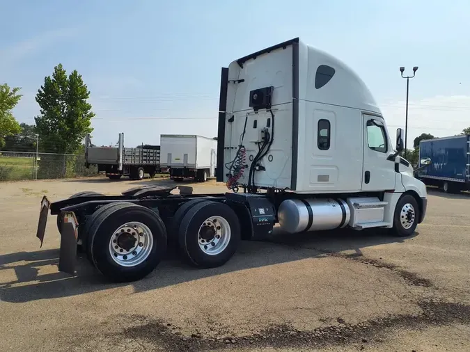 2020 FREIGHTLINER NEW CASCADIA PX12664