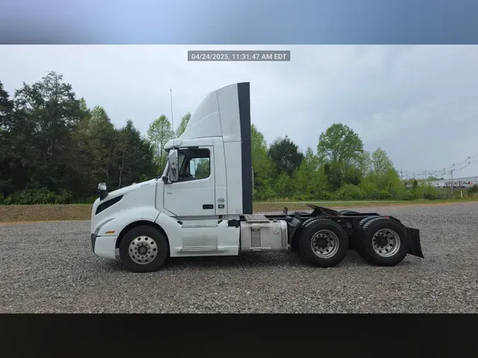 2018 Volvo VNL300