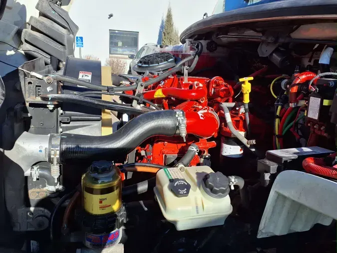 2018 FREIGHTLINER/MERCEDES M2 106