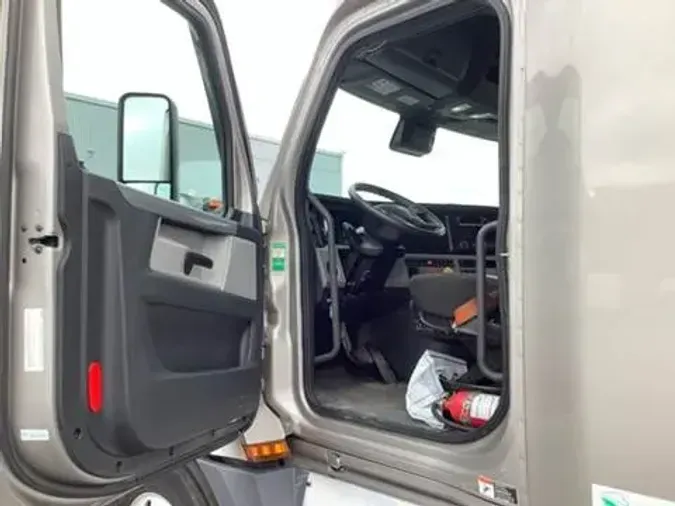 2021 Freightliner Cascadia