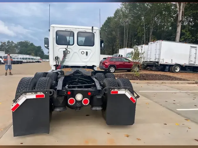 2019 FREIGHTLINER NEW CASCADIA PX12664