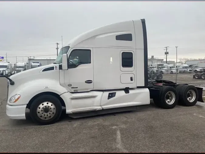 2022 Kenworth T680