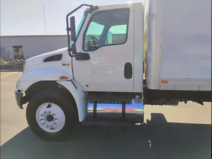 2020 International MV6073e50a1ef4ad9bbb33dcb71b51ca80cd9