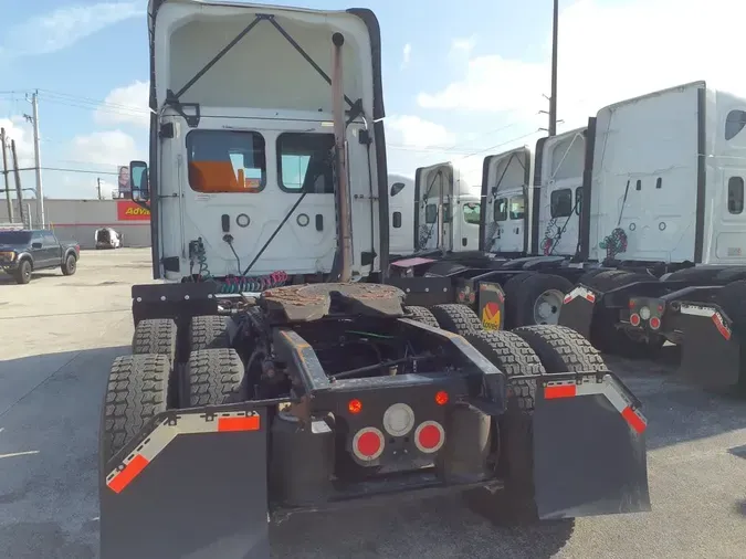 2020 FREIGHTLINER NEW CASCADIA PX12664
