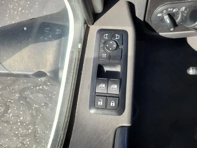 2020 International LT625