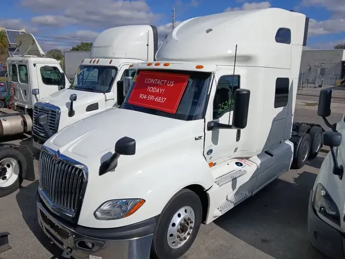 2020 NAVISTAR INTERNATIONAL LT625 SLPR CAB