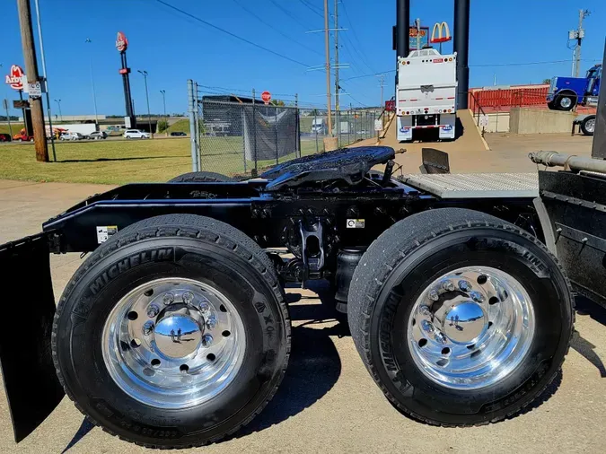 2020 Peterbilt 5793e5f6827440346eca3ac2da278f176a8